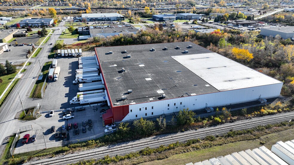 160 Jamieson Bone Rd, Belleville, ON à louer - Photo de l’immeuble – Image 3 sur 7