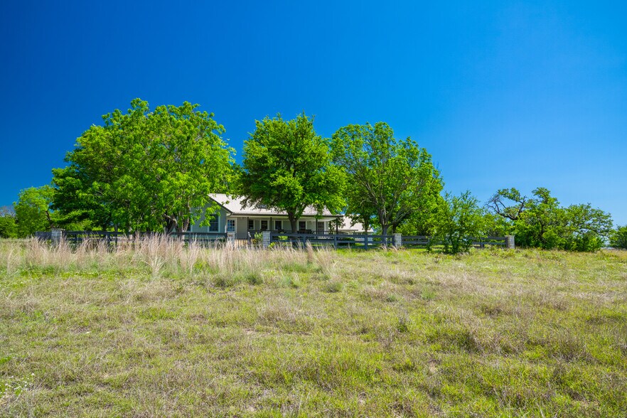 CR 535, Evant, TX à vendre - Photo de l’immeuble – Image 2 sur 41
