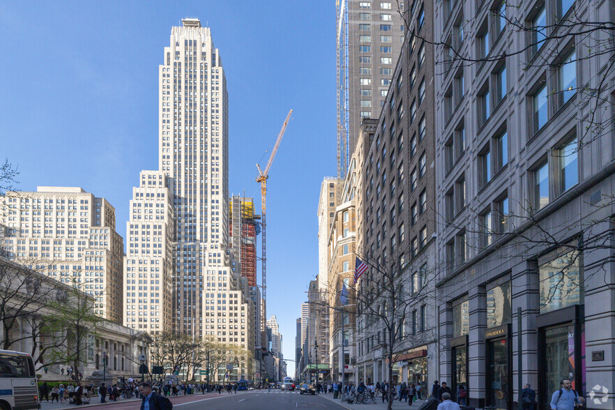 500 Fifth Ave, New York, NY à louer - Photo de l’immeuble – Image 3 sur 14