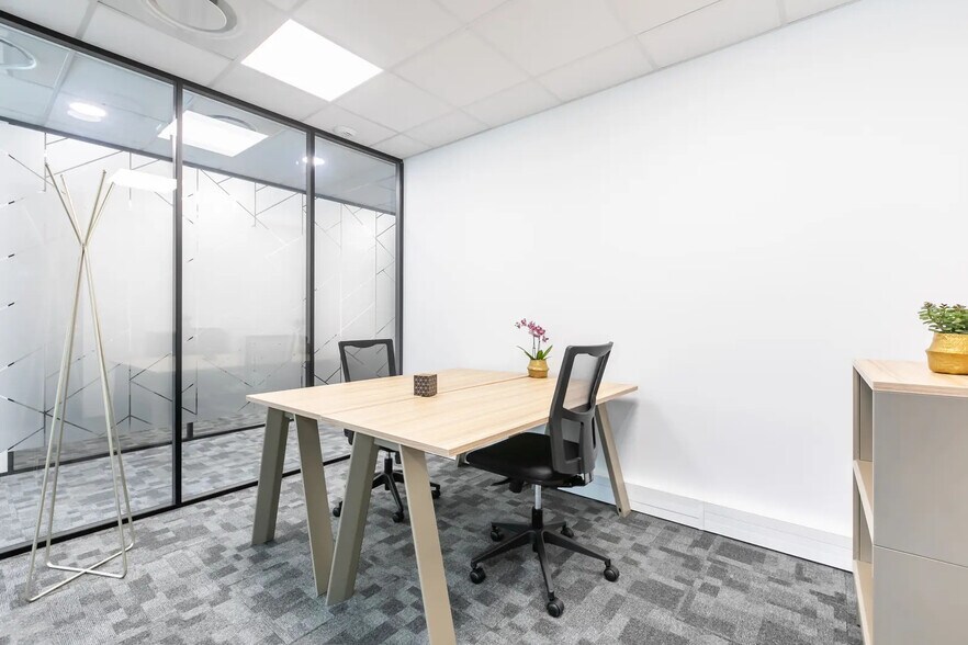 2229 Route Des Cretes, Valbonne à louer - Photo de l’immeuble – Image 1 sur 12