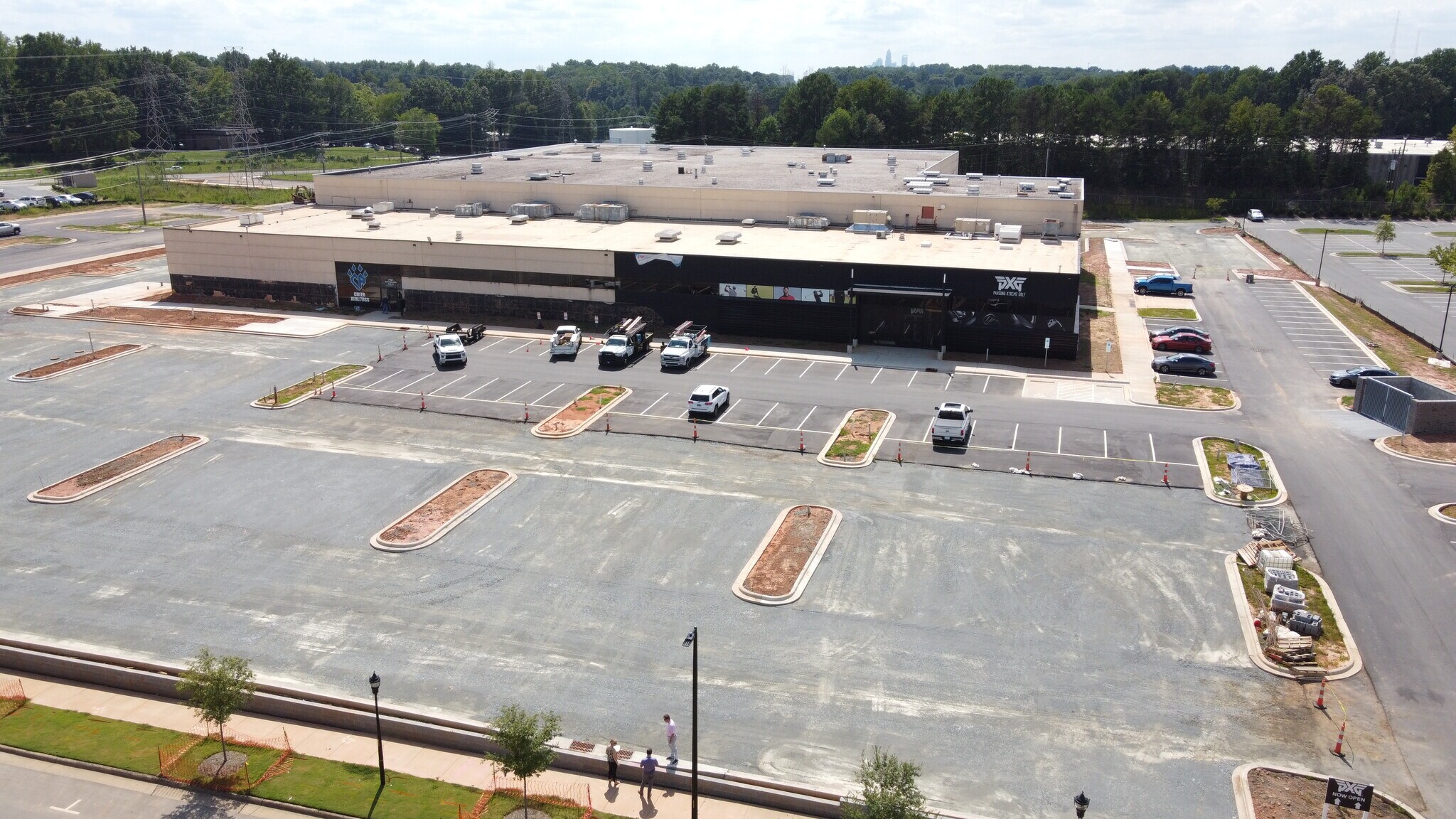 7101 Macfarlane Blvd N, Charlotte, NC à louer Photo principale– Image 1 sur 14