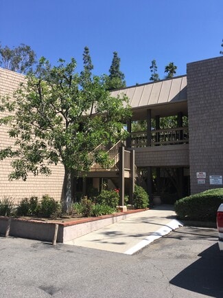 Plus de détails pour 5053 La Mart Dr, Riverside, CA - Bureau à louer