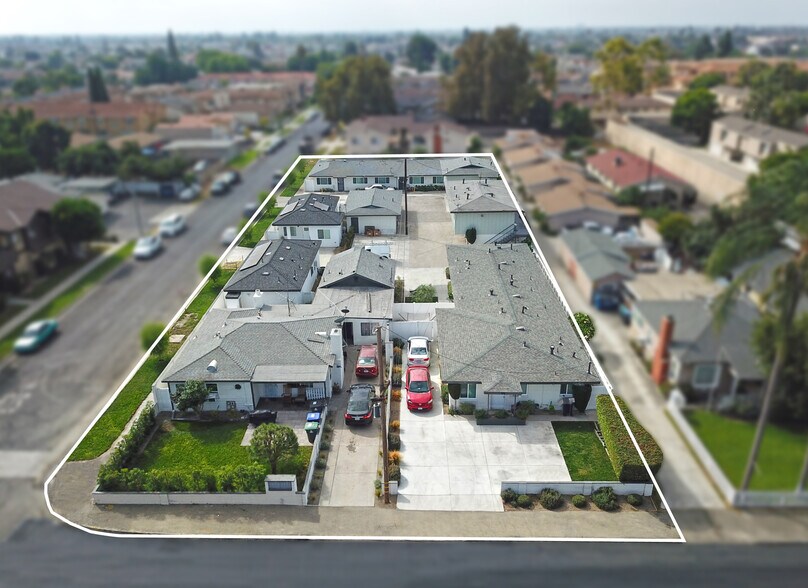 12551 Adelle St, Garden Grove, CA à vendre - Photo de l’immeuble – Image 3 sur 25