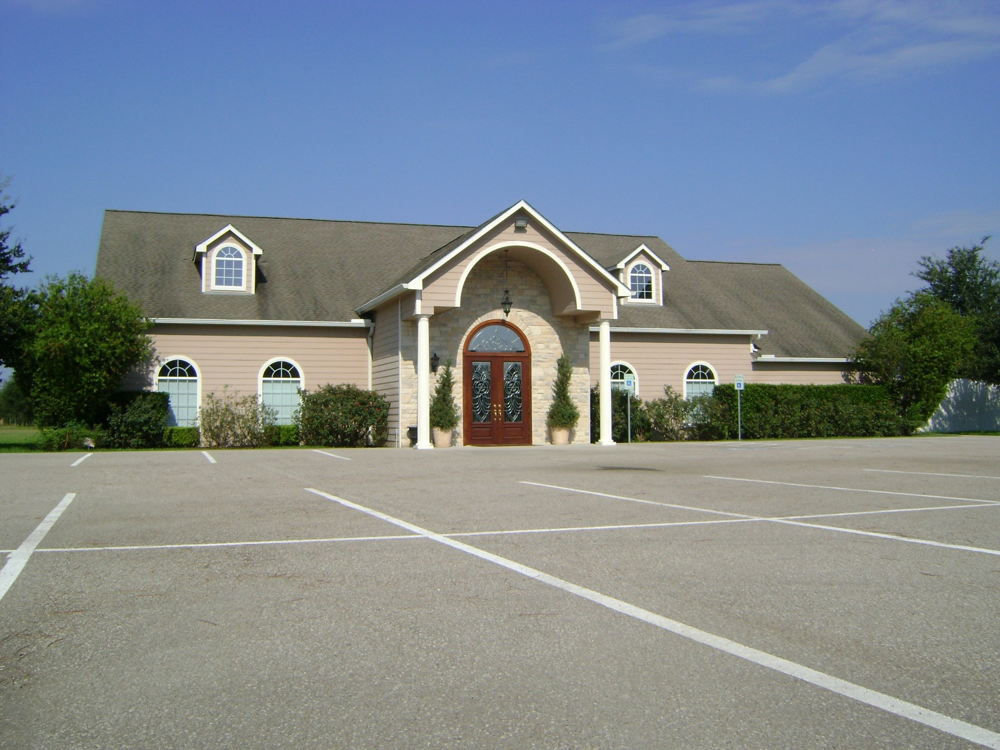 17011 Steinhagen Rd, Cypress, TX à vendre Photo principale– Image 1 sur 41