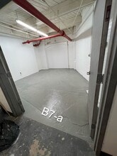 1027 Grand St, Brooklyn, NY à louer Photo intérieure– Image 1 sur 1