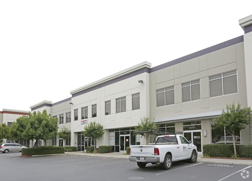 35465-35475 Dumbarton Ct, Newark, CA à vendre - Photo de l’immeuble – Image 3 sur 3