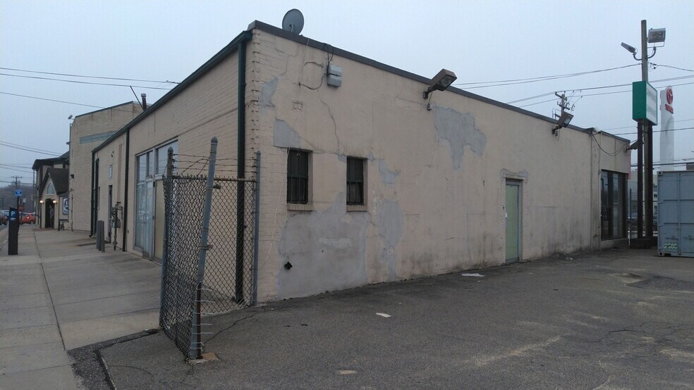256 N Franklin St, Hempstead, NY à vendre - Photo de l’immeuble – Image 3 sur 7