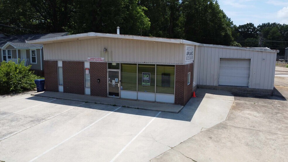 113 Sayre St, Anderson, SC à louer - Photo de l’immeuble – Image 1 sur 36