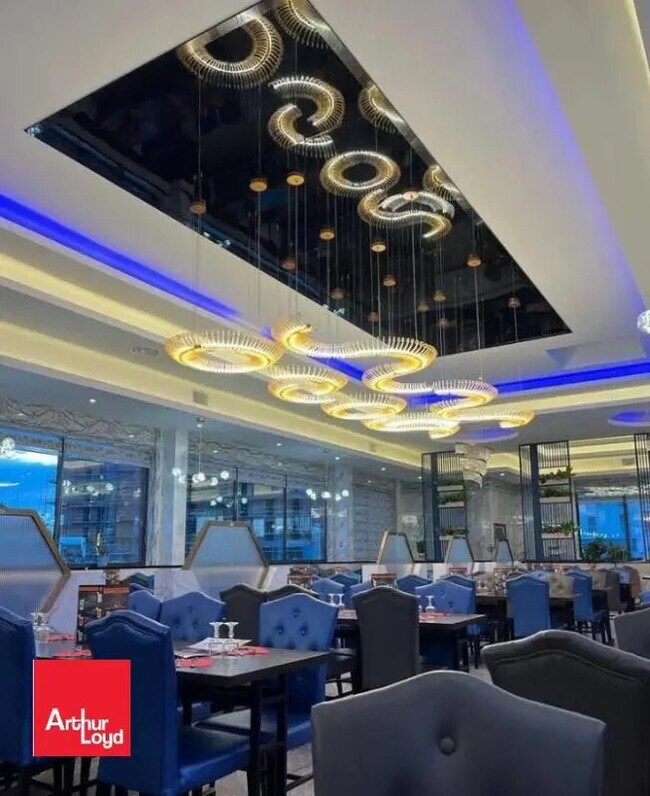 Plus de détails pour Local commercial à vendre