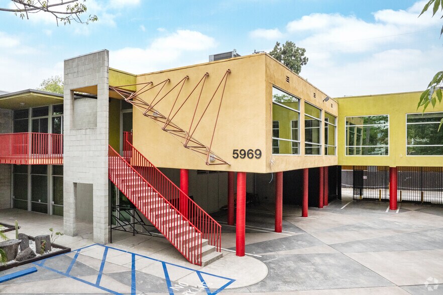 5969 Washington Blvd, Culver City, CA à louer - Photo de l’immeuble – Image 1 sur 26