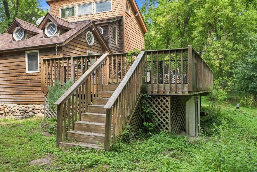 15320 Highwood Dr, Minnetonka, MN à vendre - Photo de l’immeuble – Image 3 sur 25