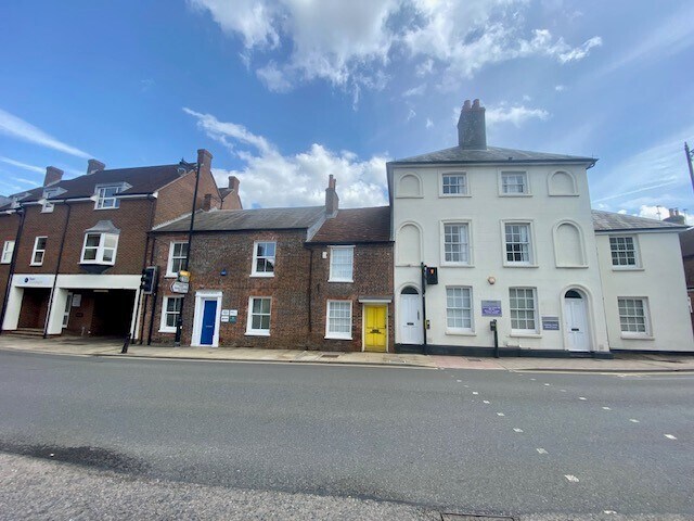 74 Bartholomew St, Newbury à louer - Photo de l’immeuble – Image 2 sur 2