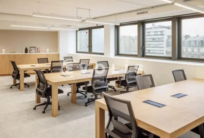 Bureau dans Neuilly-sur-Seine à louer - Photo intérieure – Image 2 sur 12
