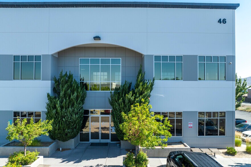 46 Isidor Ct, Sparks, NV à louer - Photo de l’immeuble – Image 3 sur 5