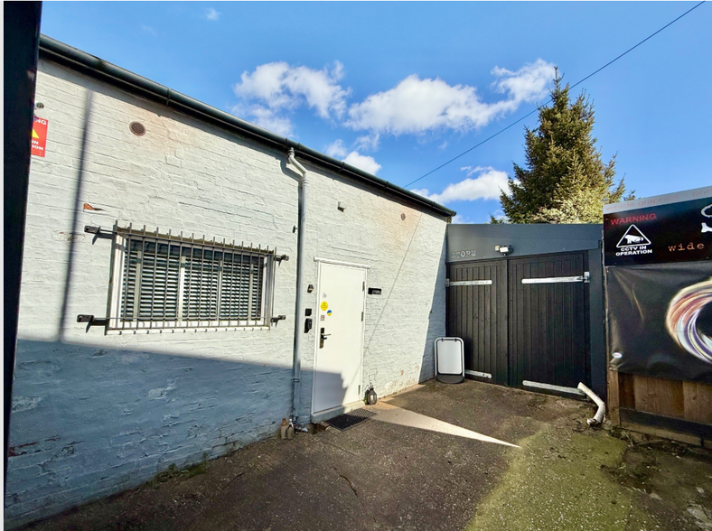 15A Leslie Rd, Northampton à vendre - Photo de l’immeuble – Image 2 sur 3