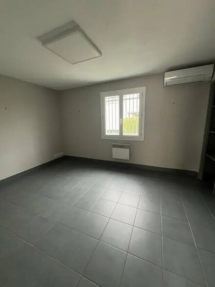 Local commercial dans Portet-sur-Garonne à louer - Photo intérieure – Image 3 sur 5