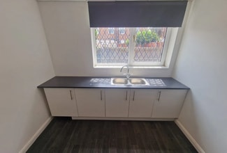 78 Stonehill Av, Leicester à louer Photo de l’immeuble– Image 1 sur 5
