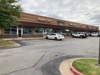 Plus de détails pour 1702 S Walton Blvd, Bentonville, AR - Local commercial à louer