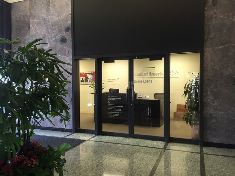 8141 E 2nd St, Downey, CA à louer - Photo intérieure – Image 3 sur 19