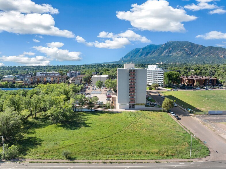 895 Arcturus Dr, Colorado Springs, CO à vendre - Aérien – Image 2 sur 13