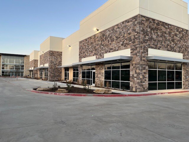 1100 Lakeside Parkway, Flower Mound, TX à louer - Photo de l’immeuble – Image 3 sur 29