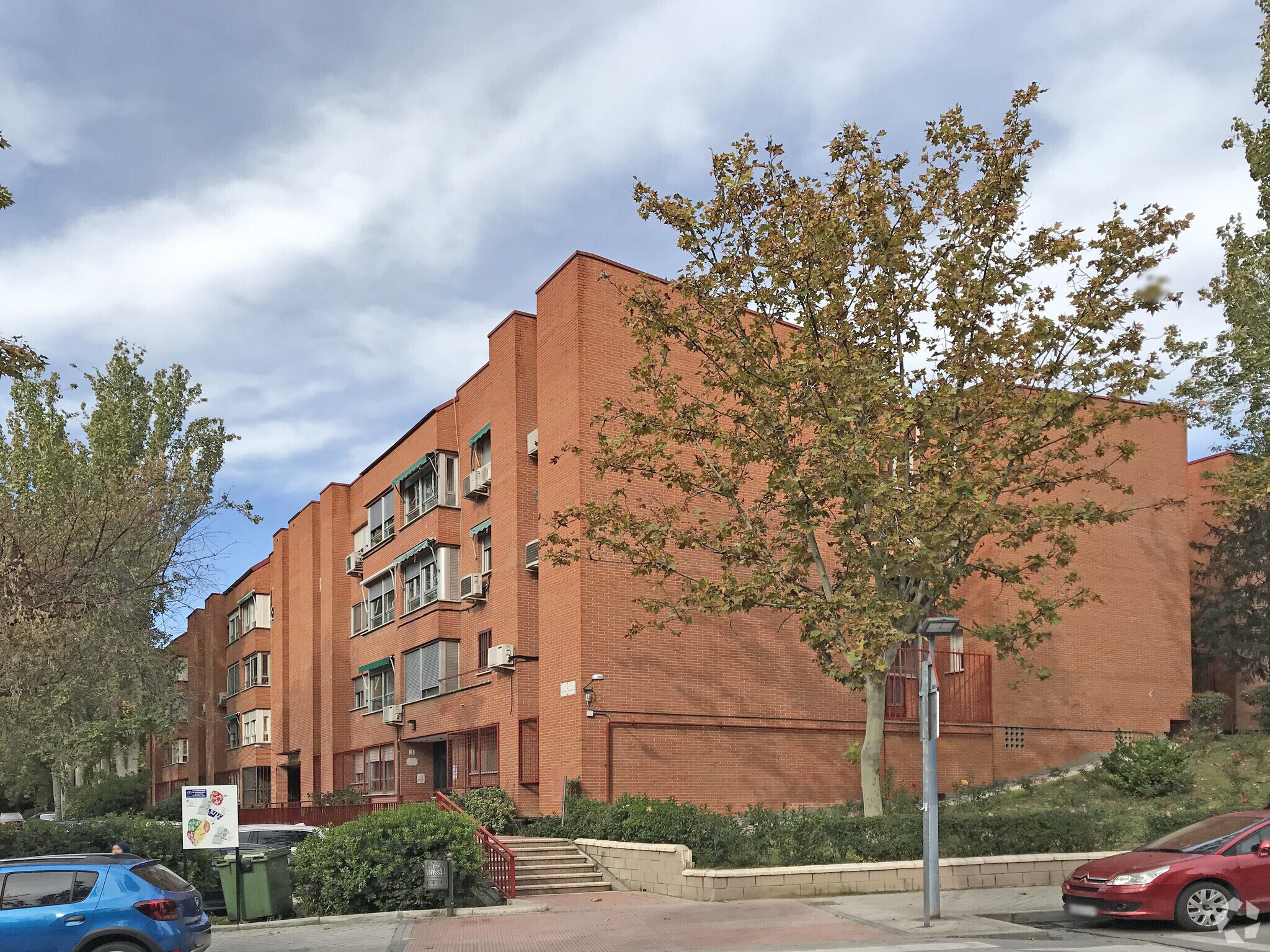 Plaza Antonio Machado, 5, Rivas-Vaciamadrid, Madrid à louer Photo principale– Image 1 sur 5