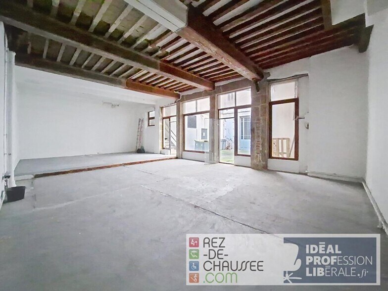 Immeuble residentiel dans Lyon à vendre - Photo de l’immeuble – Image 3 sur 5