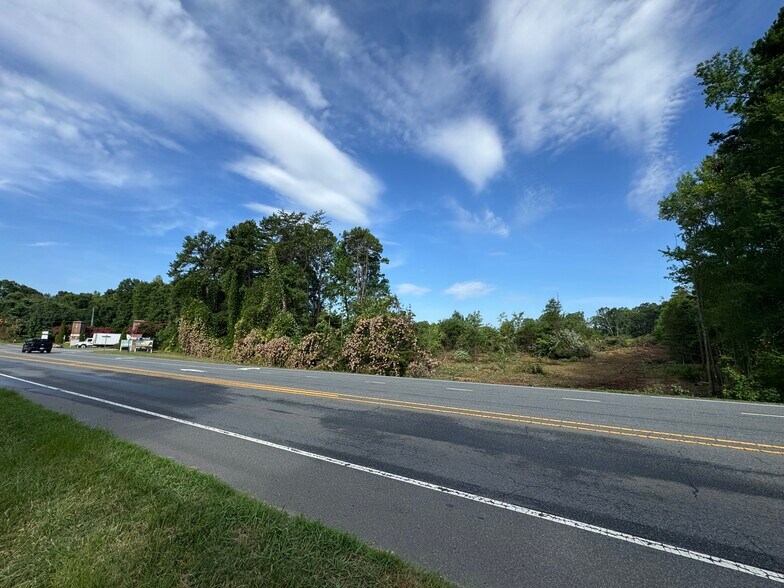 00 Allen Station Drive, Mint Hill, NC à louer - Photo de l’immeuble – Image 3 sur 3