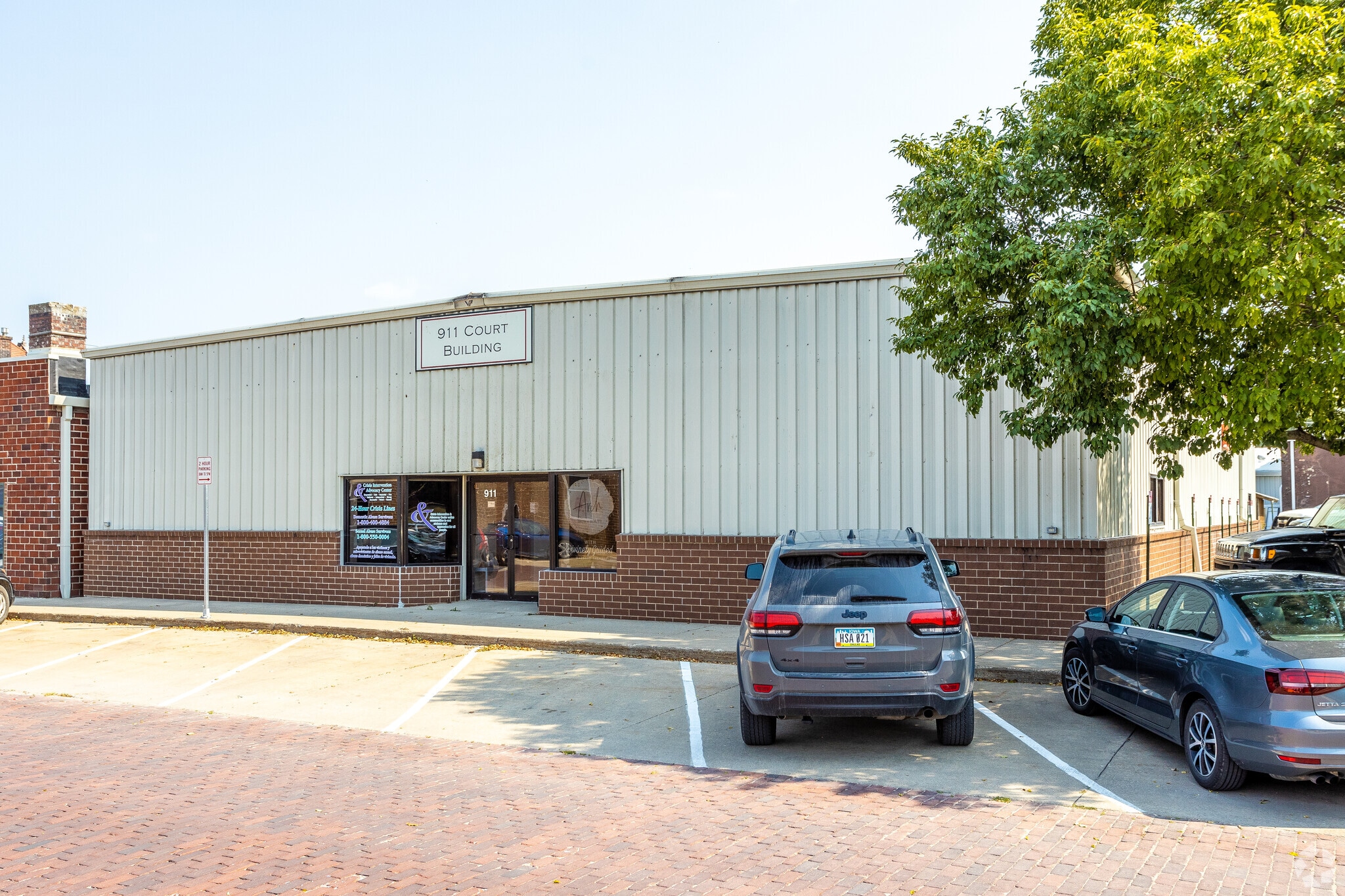 911 Court St, Adel, IA à vendre Photo principale– Image 1 sur 5