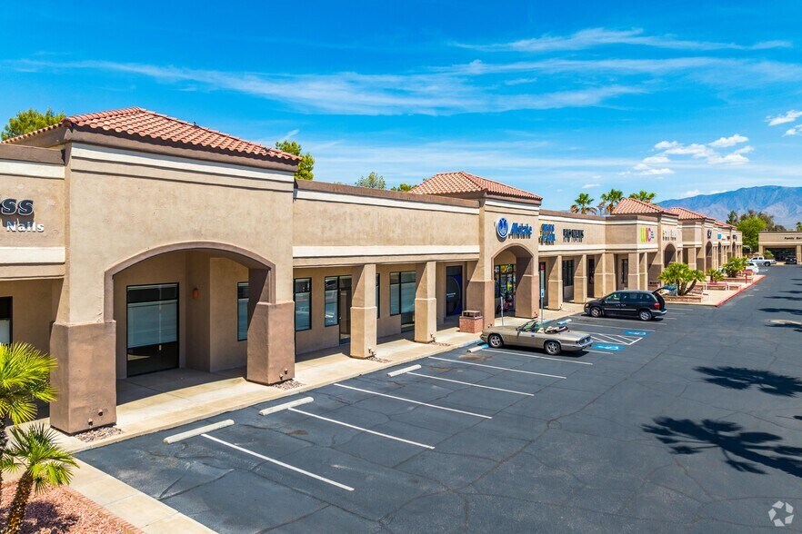 355 W Mesquite Blvd, Mesquite, NV à louer - Photo de l’immeuble – Image 1 sur 5