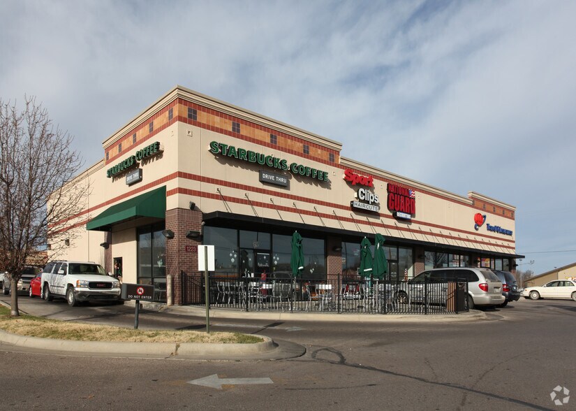 1223 SW Wanamaker Rd, Topeka, KS à vendre - Photo de l’immeuble – Image 2 sur 2