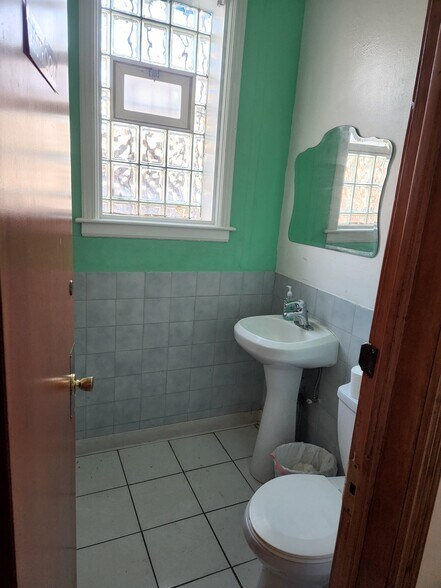 6235 S Kedzie Ave, Chicago, IL à vendre - Photo intérieure – Image 2 sur 10