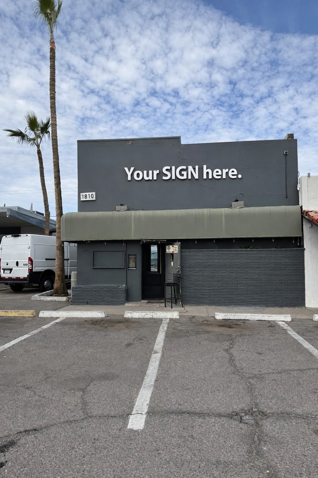 East McDowell Rd portefeuille de 3 biens à vendre sur LoopNet.fr Photo principale– Image 1 sur 7