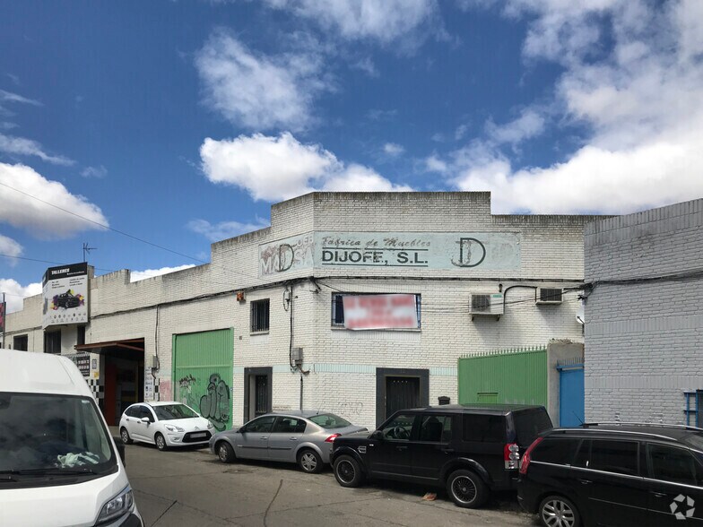 Industriel/Logistique dans Fuenlabrada, Madrid à louer - Photo de l’immeuble – Image 2 sur 2