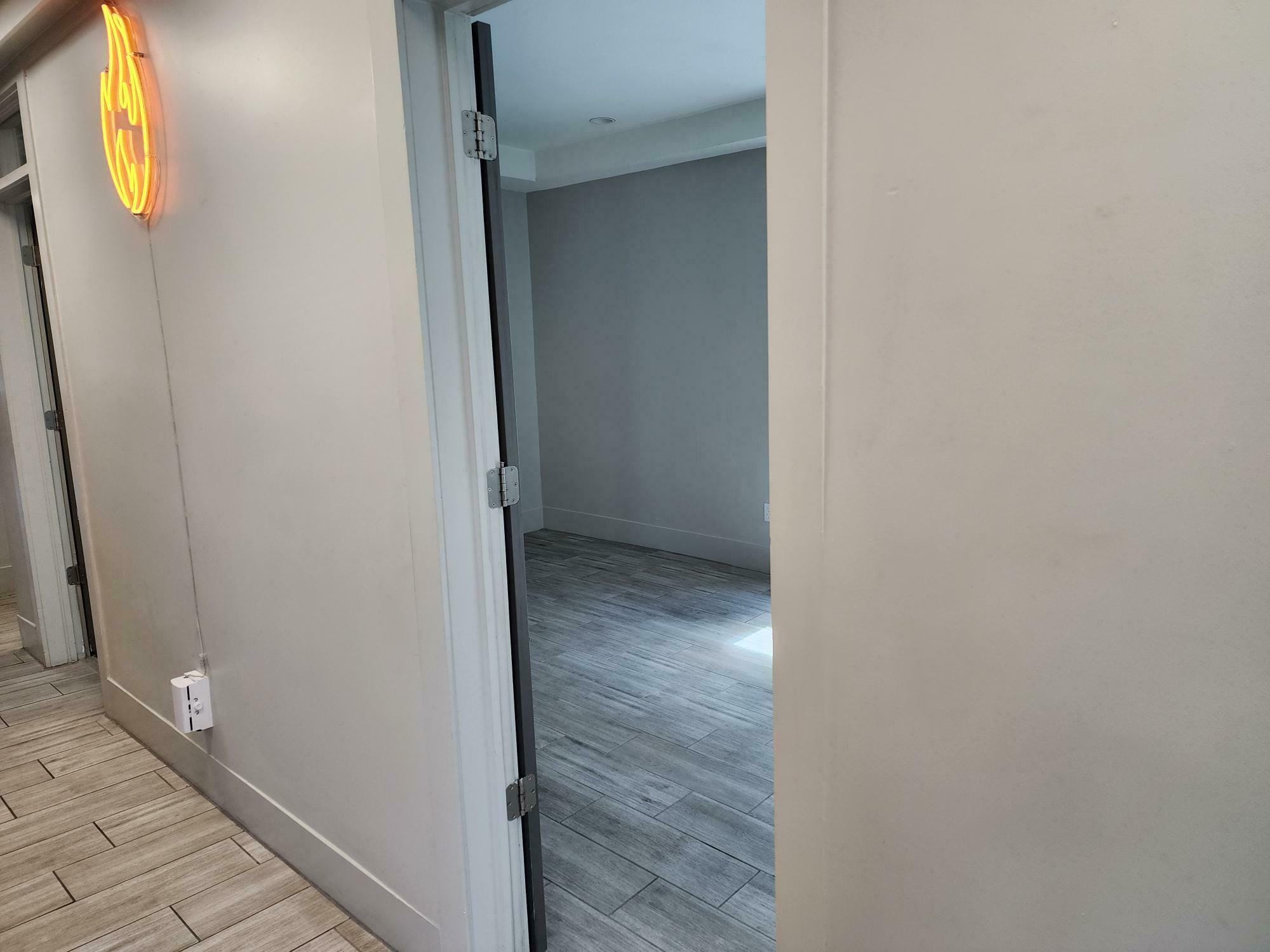 1236 Dr Martin Luther King Jr St N, Saint Petersburg, FL à louer Photo intérieure– Image 1 sur 3