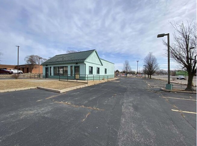 3325 Sheridan Rd, Zion, IL à louer - Photo de l’immeuble – Image 2 sur 2
