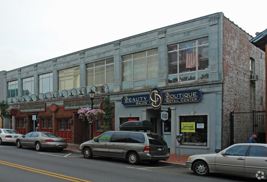 371-377 New York Ave, Huntington, NY à louer - Photo de l’immeuble – Image 2 sur 5