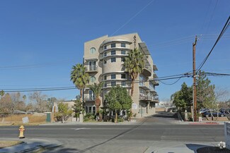 Plus de détails pour 621 S Tonopah Dr, Las Vegas, NV - Bureau à louer