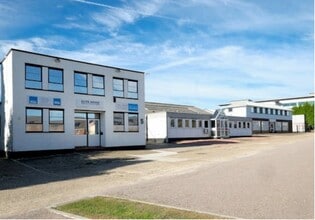 Hill Farm Av, Watford à louer Photo de l’immeuble– Image 2 sur 6