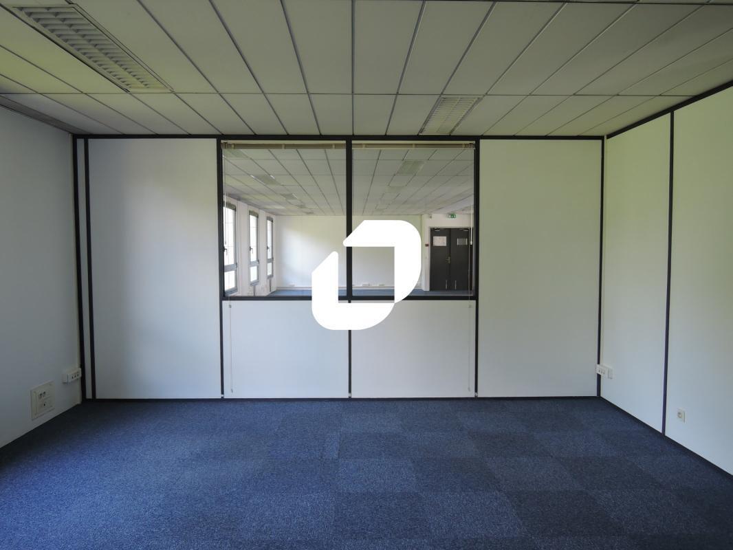 Bureau dans Lognes à louer Photo intérieure– Image 1 sur 14