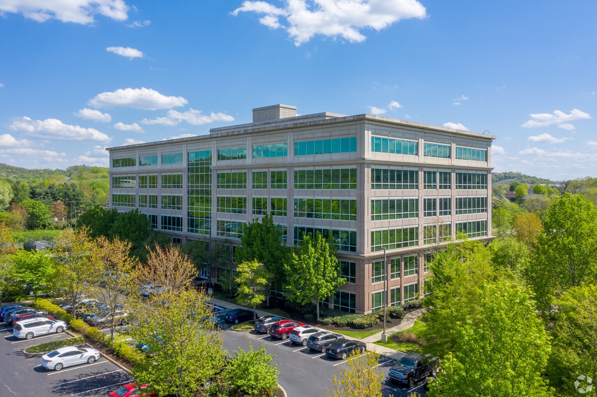 725 cool springs Blvd, Franklin, TN à louer Photo de l’immeuble– Image 1 sur 7