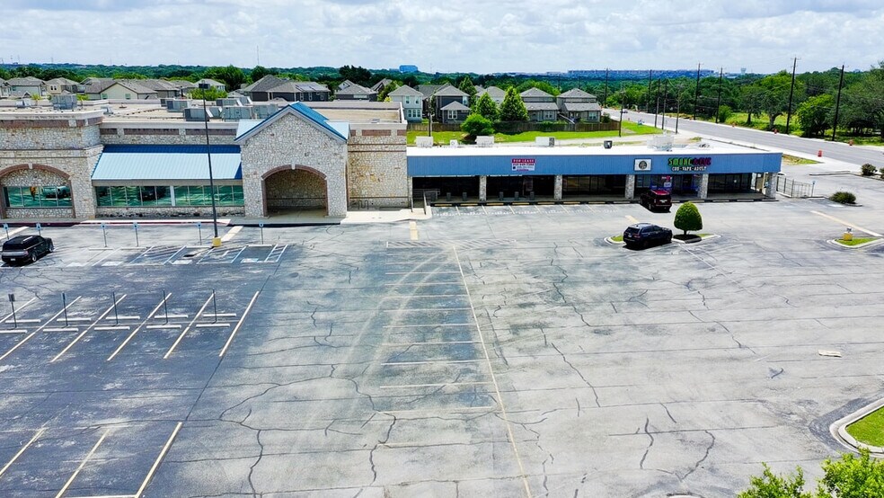 6363 Prue Rd, San Antonio, TX à louer - Photo de l’immeuble – Image 2 sur 3