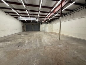 404 W Powell Ln, Austin, TX à louer Photo intérieure– Image 1 sur 6