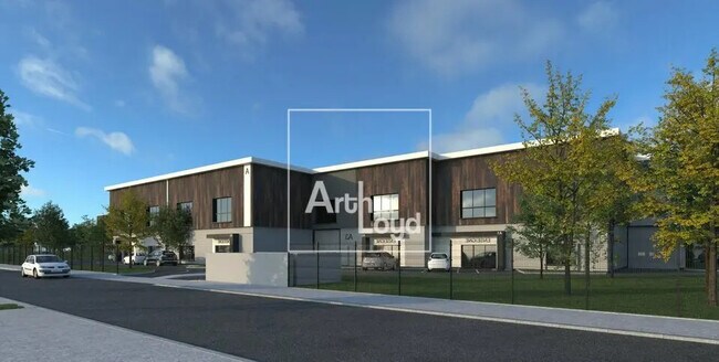 Plus de détails pour Local d’activités à vendre