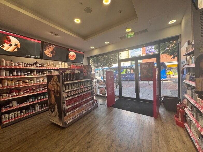 80 Above Bar St, Southampton à louer - Photo de l’immeuble – Image 3 sur 7