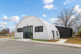 Plus de détails pour 322 Lucas St, San Antonio, TX - Local commercial à vendre