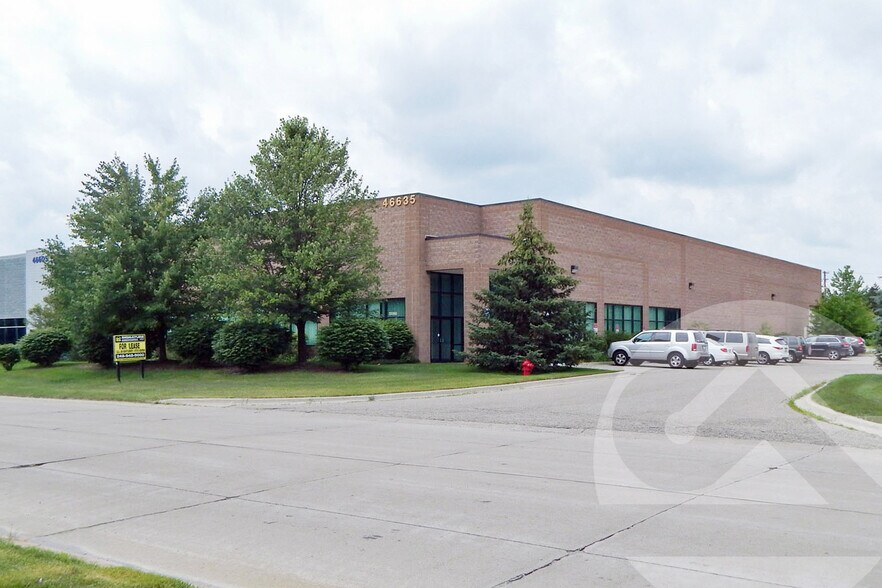 46635 Magellan Dr, Novi, MI à louer - Photo de l’immeuble – Image 1 sur 1
