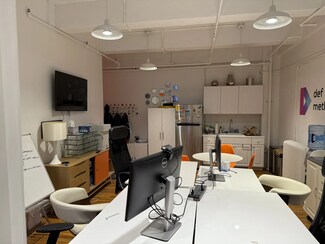 Plus de détails pour 336-342 W 37th St, New York, NY - Bureau à louer