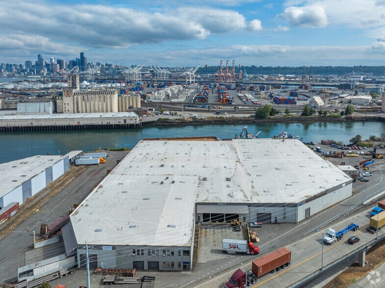 3500-3546 W Marginal Way SW, Seattle, WA à vendre - Photo de l’immeuble – Image 3 sur 5