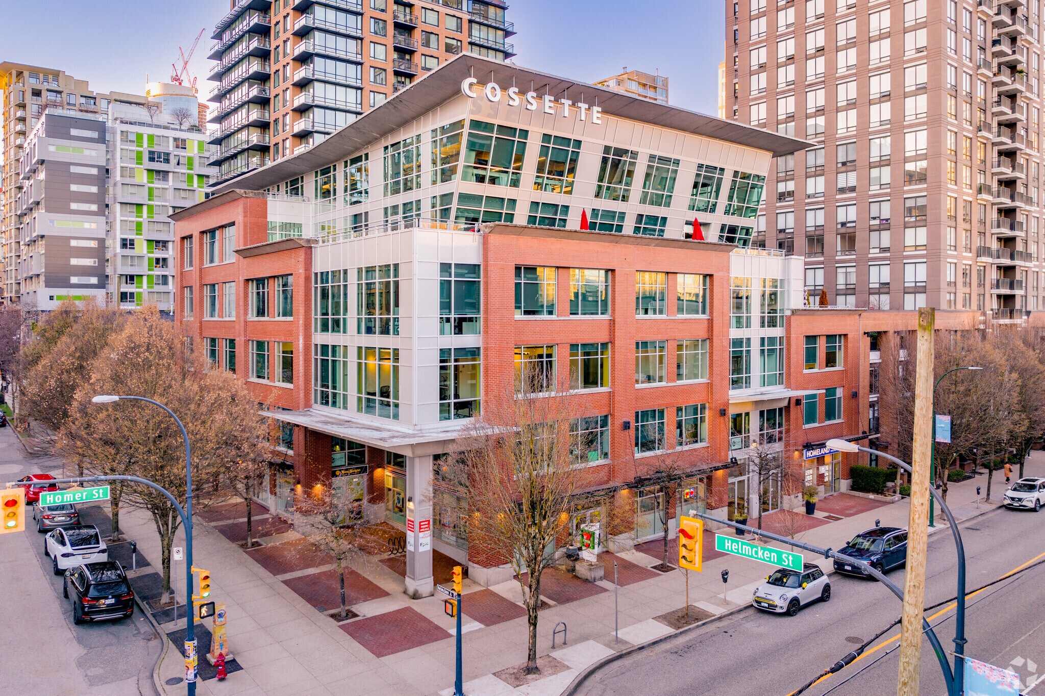 1085 Homer St, Vancouver, BC à louer Photo de l’immeuble– Image 1 sur 6